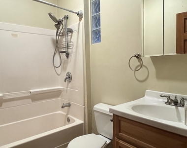 20 Pearl St - Photo Thumbnail 6