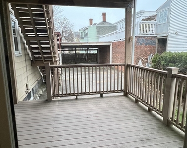 20 Pearl St - Photo Thumbnail 7