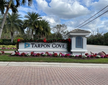 1035 Tarpon Cove Dr - Photo Thumbnail 3