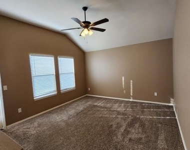 2501 Fountain Grass Road - Photo Thumbnail 3