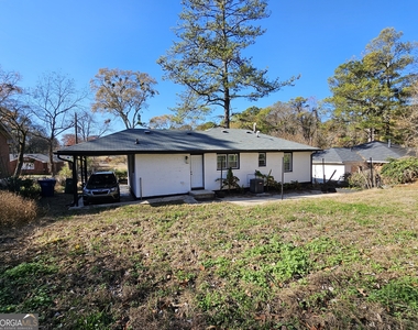 2662 Macon Drive Se - Photo Thumbnail 1