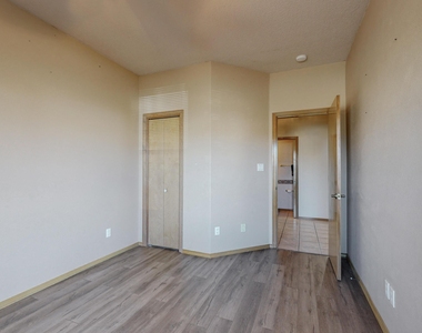 4404 Red Tail Court - Photo Thumbnail 35