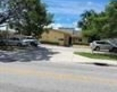 1119 Nw 6th Ave - Photo Thumbnail 1