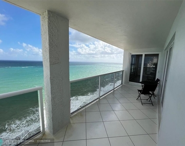 3500 Galt Ocean Dr - Photo Thumbnail 7