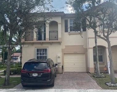 12950 Sw 134th Ter - Photo Thumbnail 21