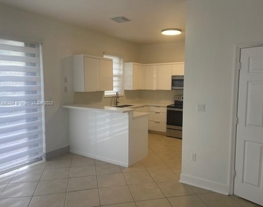 12950 Sw 134th Ter - Photo Thumbnail 14