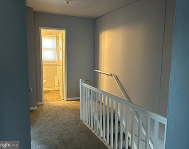 2421 Bloomsdale Rd - Photo Thumbnail 7