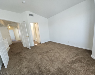 6608 Ives Avenue - Photo Thumbnail 19