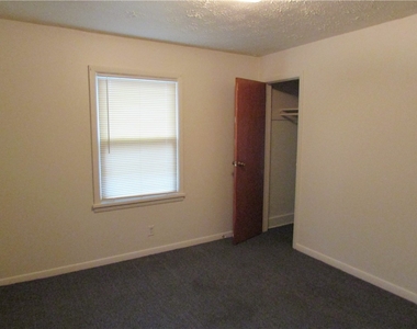 811 Portland Avenue - Photo Thumbnail 13