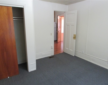 811 Portland Avenue - Photo Thumbnail 11