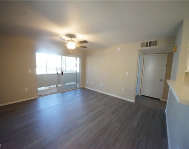 5710 E Tropicana Avenue - Photo Thumbnail 7