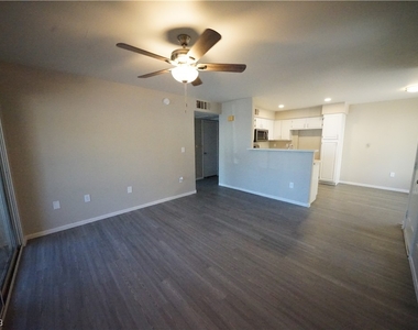 5710 E Tropicana Avenue - Photo Thumbnail 8