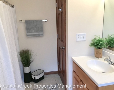 84 Silver Maple Ridge - Photo Thumbnail 2
