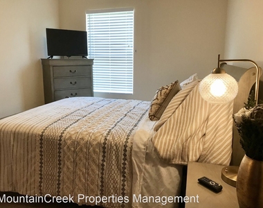 84 Silver Maple Ridge - Photo Thumbnail 9