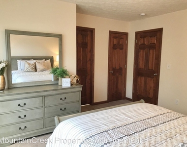 84 Silver Maple Ridge - Photo Thumbnail 5