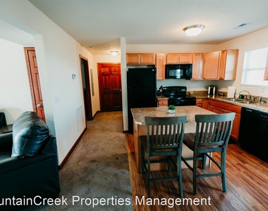84 Silver Maple Ridge - Photo Thumbnail 53