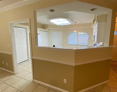 2758 Gables Drive - Photo Thumbnail 9