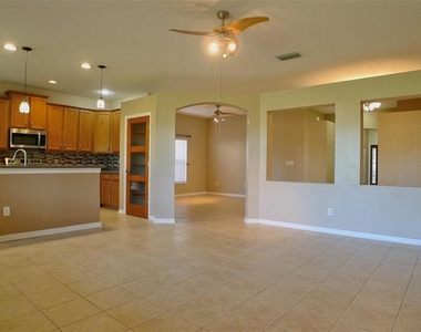 1134 Emerald Hill Way - Photo Thumbnail 15