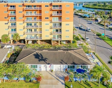 18316 Gulf Boulevard - Photo Thumbnail 16