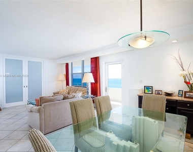 9225 Collins Ave - Photo Thumbnail 4