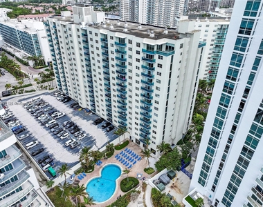 4001 S Ocean Dr - Photo Thumbnail 1