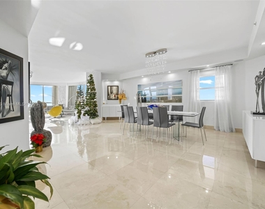 6301 Collins Ave - Photo Thumbnail 30