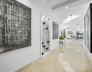 6301 Collins Ave - Photo Thumbnail 29