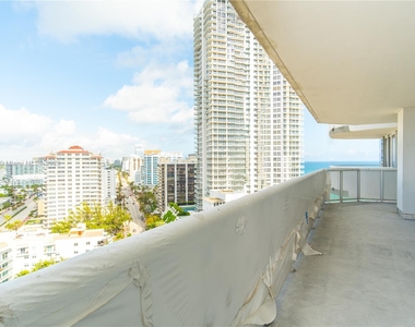 6301 Collins Ave - Photo Thumbnail 41