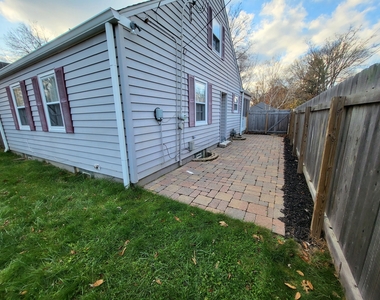 6191 Crittenden Avenue - Photo Thumbnail 18