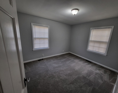 6191 Crittenden Avenue - Photo Thumbnail 10