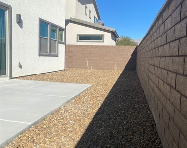 6804 Boulder Canyon Street - Photo Thumbnail 31