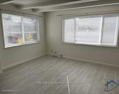 766 Live Oak Ave 3 - Photo Thumbnail 4