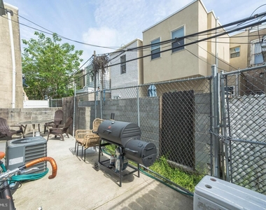 2123 Latona Street - Photo Thumbnail 5