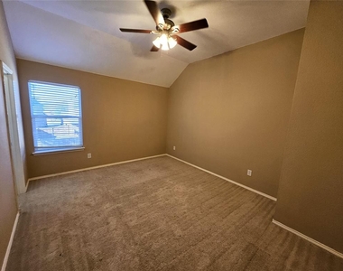 4861 Friedman Lane - Photo Thumbnail 12