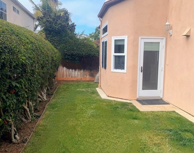 581 Gardena Ct - Photo Thumbnail 3