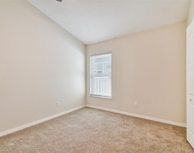 3407 Gray Whetstone Street - Photo Thumbnail 14