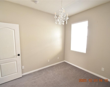 8714 Sandy Plains Drive - Photo Thumbnail 35