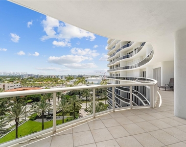 9601 Collins Ave - Photo Thumbnail 33