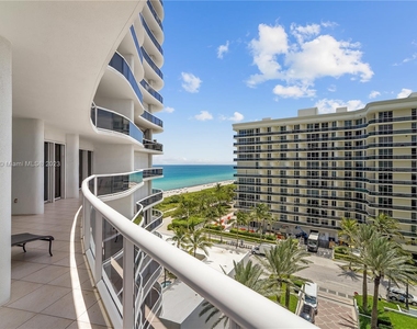 9601 Collins Ave - Photo Thumbnail 31