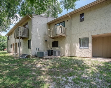 4401 Carter Creek Parkway - Photo Thumbnail 12