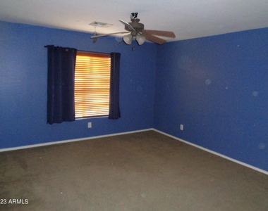 43242 W Maricopa Avenue - Photo Thumbnail 18