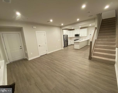 20264 Newfoundland Place - Photo Thumbnail 10