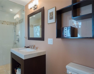 10 Morgan Point - Photo Thumbnail 27