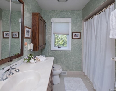 10 Morgan Point - Photo Thumbnail 21