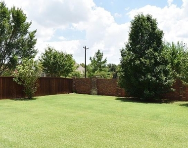 3229 Fannin Lane - Photo Thumbnail 24