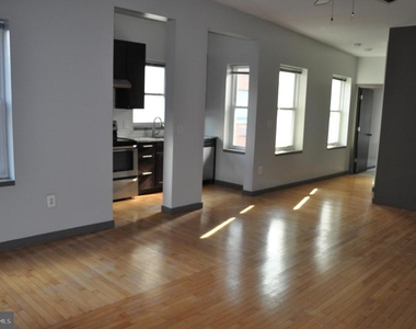 330 Saint Paul Pl - Photo Thumbnail 10