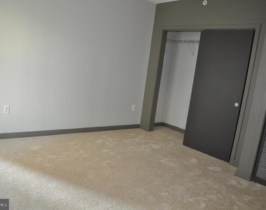 330 Saint Paul Pl - Photo Thumbnail 14