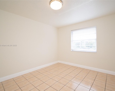 17255 Sw 95th Ave - Photo Thumbnail 9