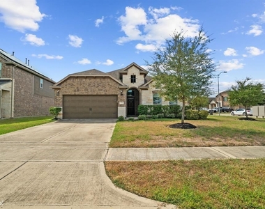 18543 Gardens End Ln - Photo Thumbnail 7