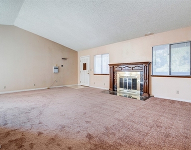 5125 Tara Avenue - Photo Thumbnail 4